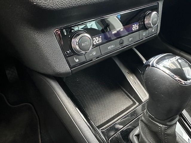 Scala Ambition 1.0 TSI DSG SHZ;CARPLAY;KAMERA
