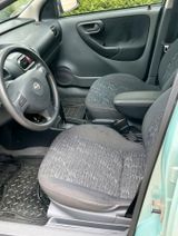 Opel Corsa C Vollautomatik  1.4 Benzin - Opel Corsa aus 2000: B