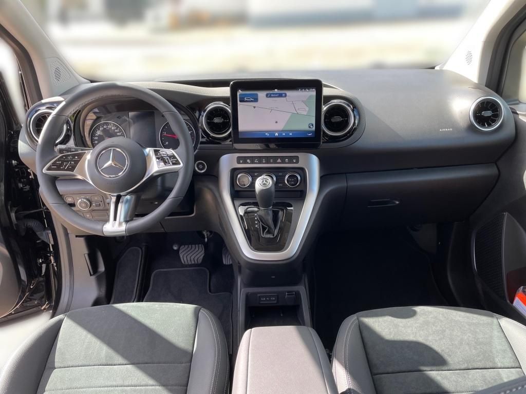 Fahrzeugabbildung Mercedes-Benz T 180 d Edition Standard LED NAVI RFK, WinterP