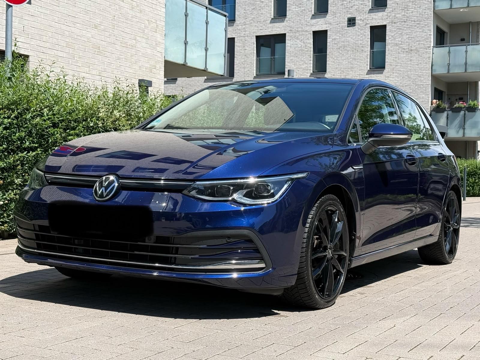 Volkswagen Golf VIII Lim. Style eTSI