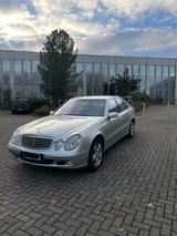 Mercedes-Benz Mercedes Benz E320 Elegance TÜV & Inspekti... - gebrauchte Mercedes-Benz E 320 aus dem Jahr 2002