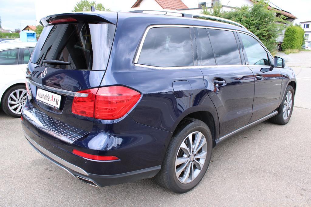 Mercedes-Benz GL 400