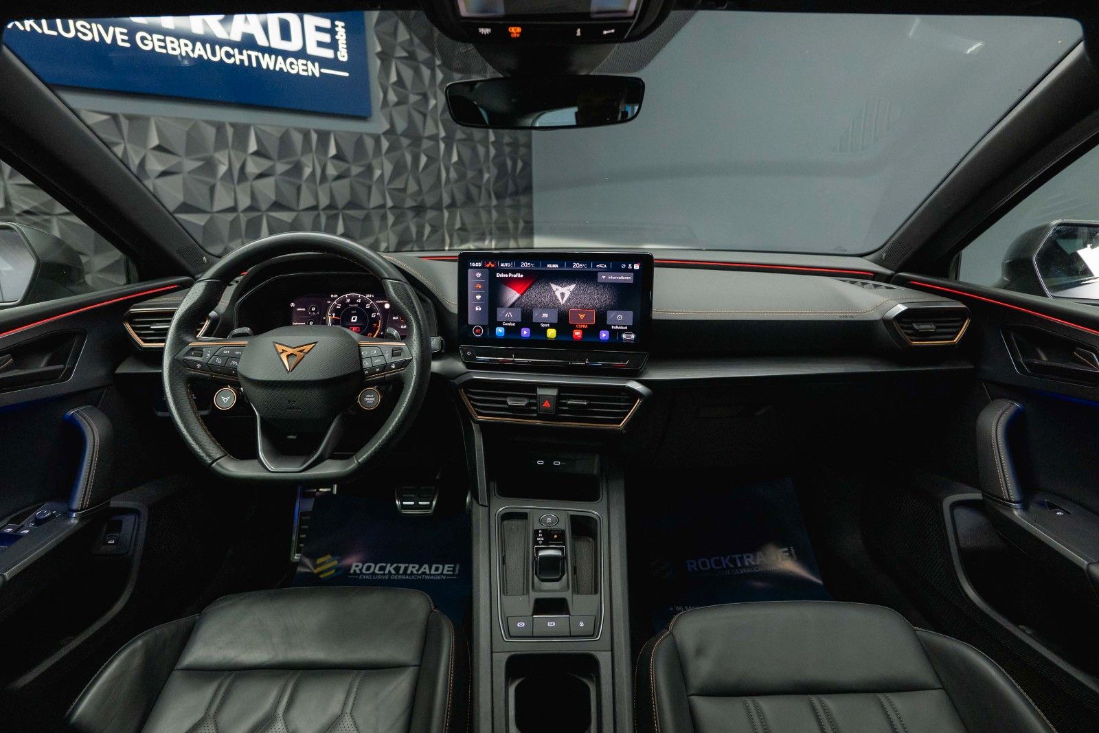 Fahrzeugabbildung CUPRA Leon Sportstourer VZ 4Drive | ACC | LED | DCC