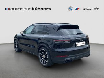 Porsche Cayenne - 4