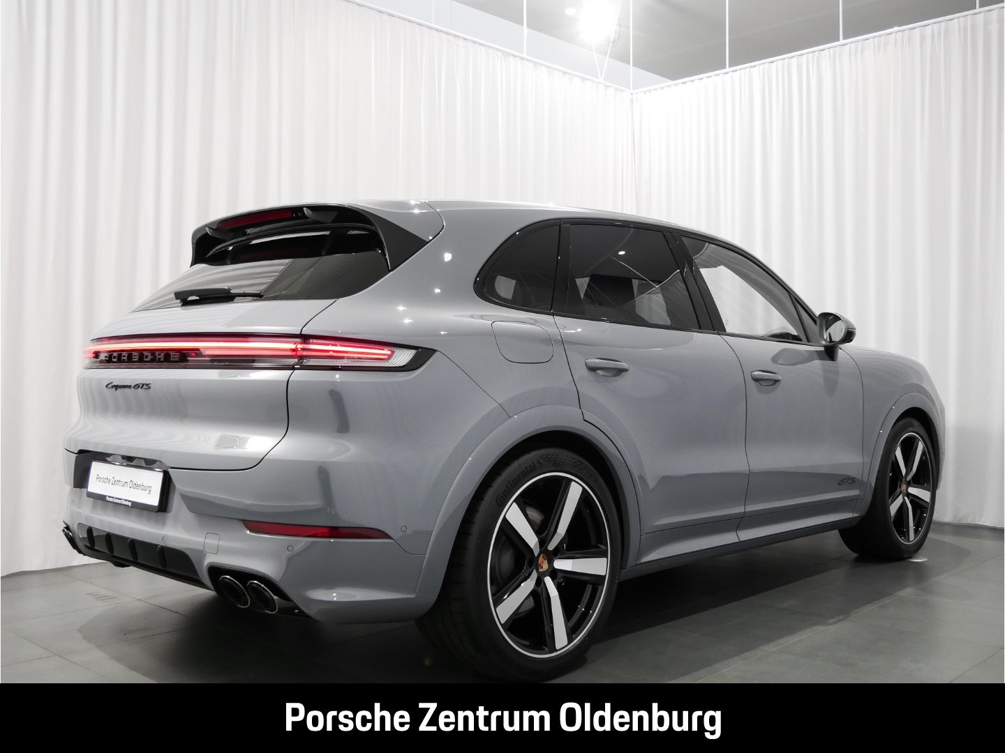 Porsche Cayenne GTS Pano Luftfed BOSE Sport-Design-Paket foto 5