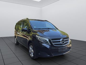 Mercedes V 220 - 8