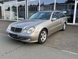 Mercedes-Benz E 270 E -Klasse T-Modell E 270 T CDI Avantgarde - Mercedes-Benz E 270: Kombi