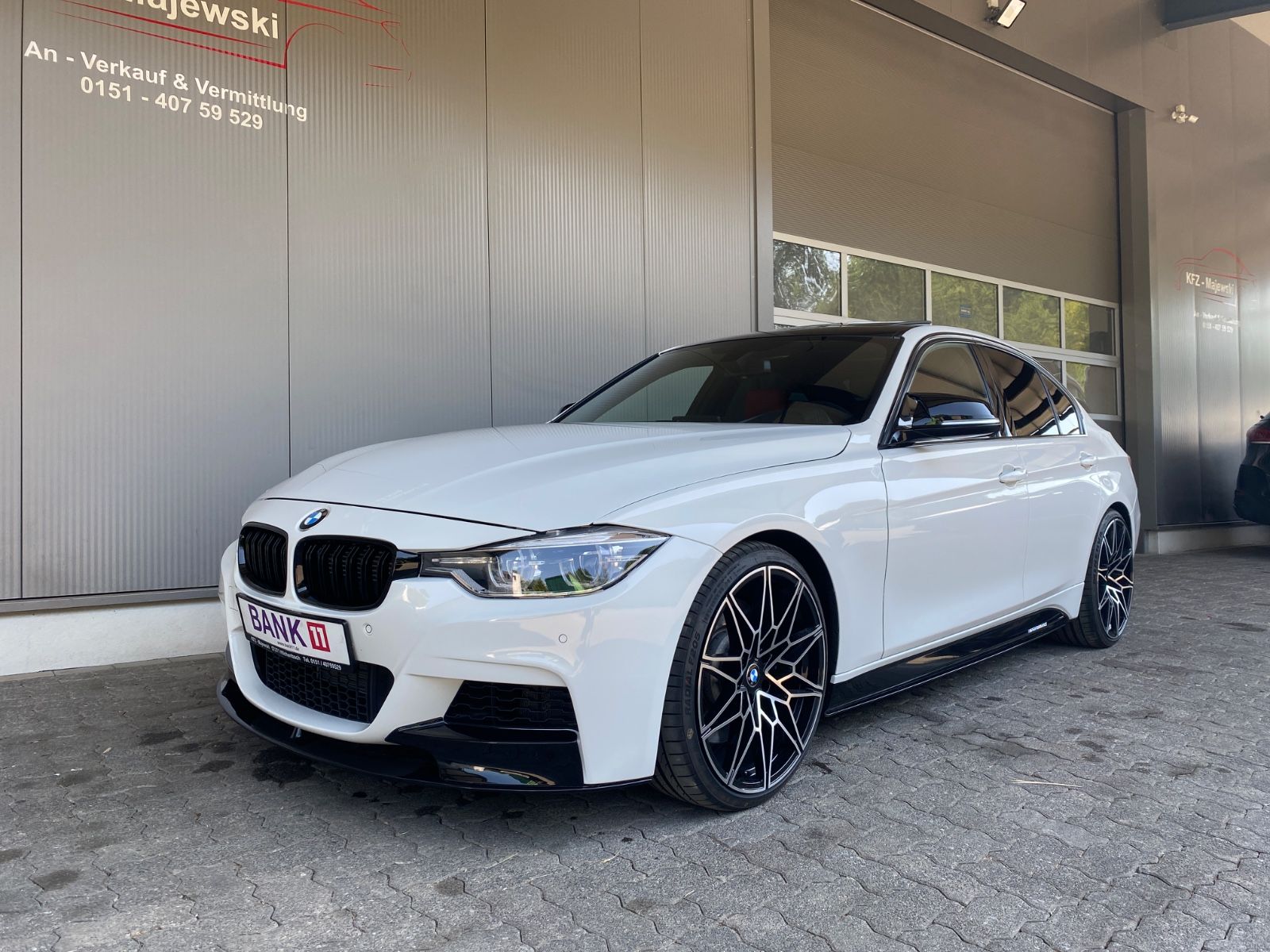 BMW 340i xDrive M Sport//H&amp;K//Schiebedach