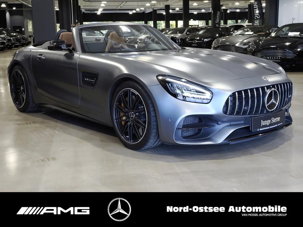 Fahrzeugabbildung Mercedes-Benz AMG GT C Comand Night Parkpaket Burmester LED