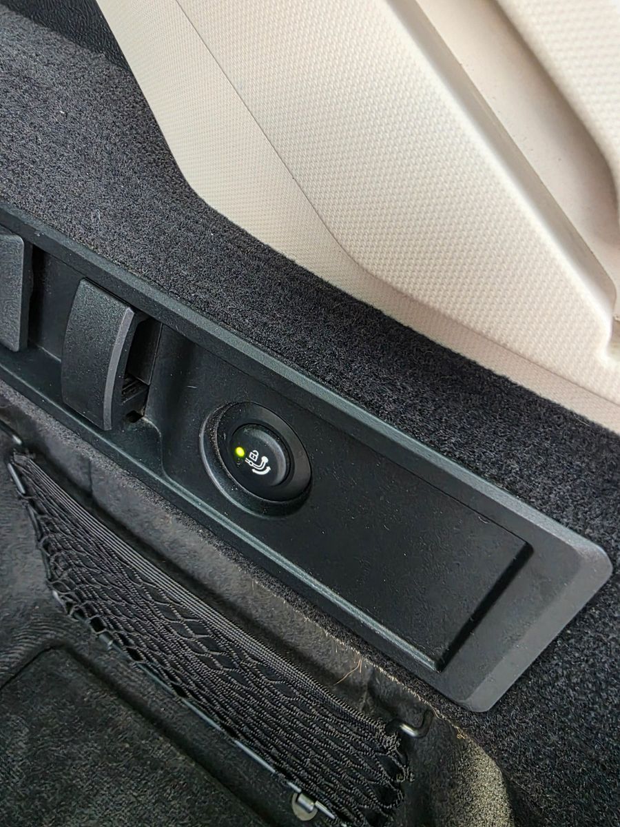 BMW 318 3 Touring 318 i Advantage foto 16