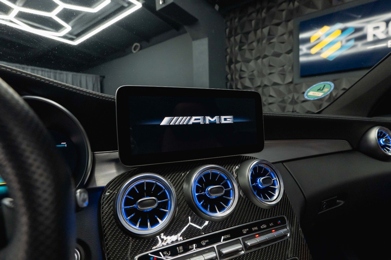 Fahrzeugabbildung Mercedes-Benz C 43 AMG Coupe 4Matic*LED*Virtual*Pano*Burmester