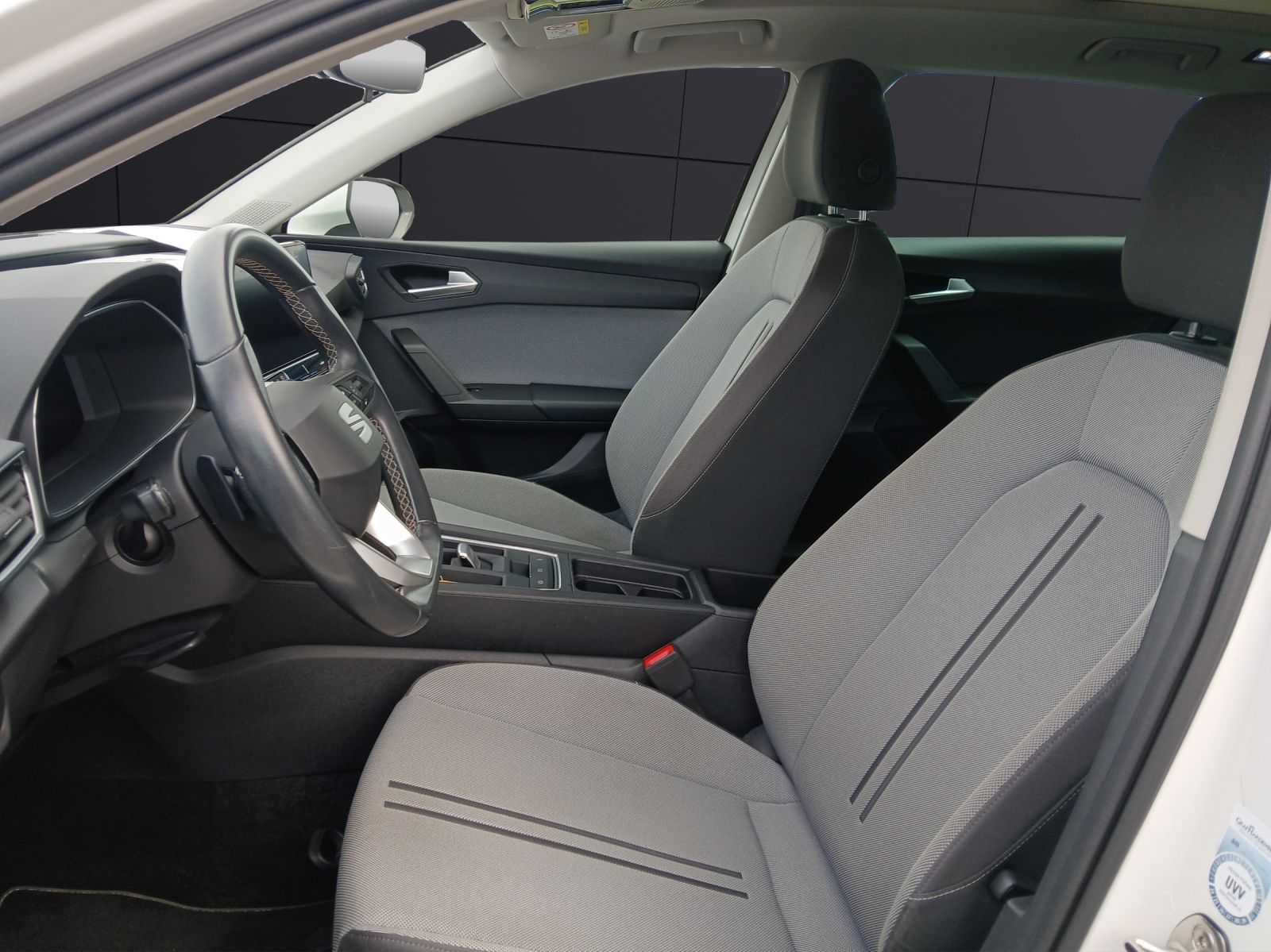 Fahrzeugabbildung SEAT Leon ST TDI Style DSG LED Navi AID Pano GRA Park