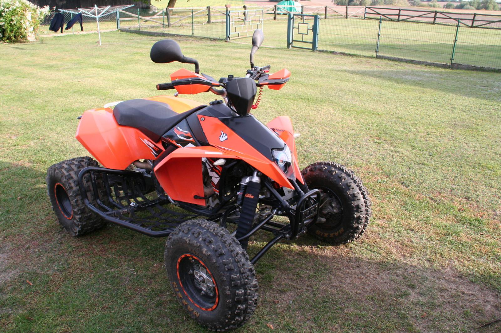KTM XC 2009 — вигляд ззаду