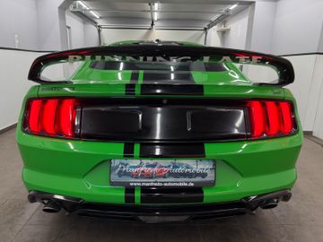Ford Mustang - 7