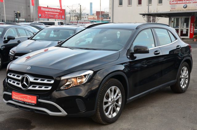 Mercedes-Benz GLA 180 GLA*1.Hand*Navi*Keyless*MüdigSensor*TOP*