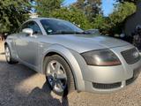 Audi TT Coupe 1.8T*GARAGE*SHEFT*KLIMA/SHZ/TÜV-NEU*TOP - Audi TT: Tt8n