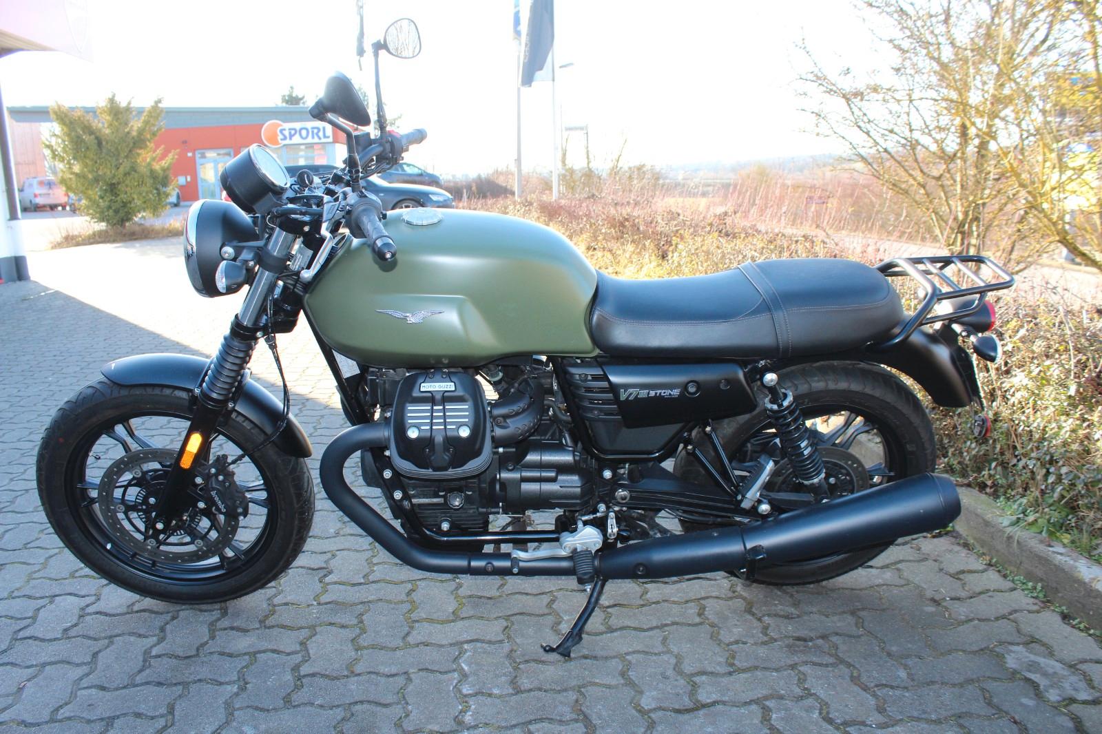 Moto Guzzi V7 III Stone ABS