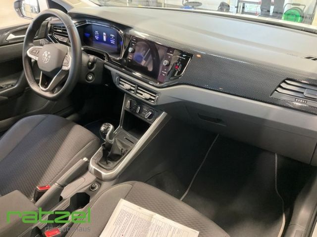 Fahrzeugabbildung Volkswagen Polo VI 1.0 TSI Life IQ Drive Paket ACC LED App