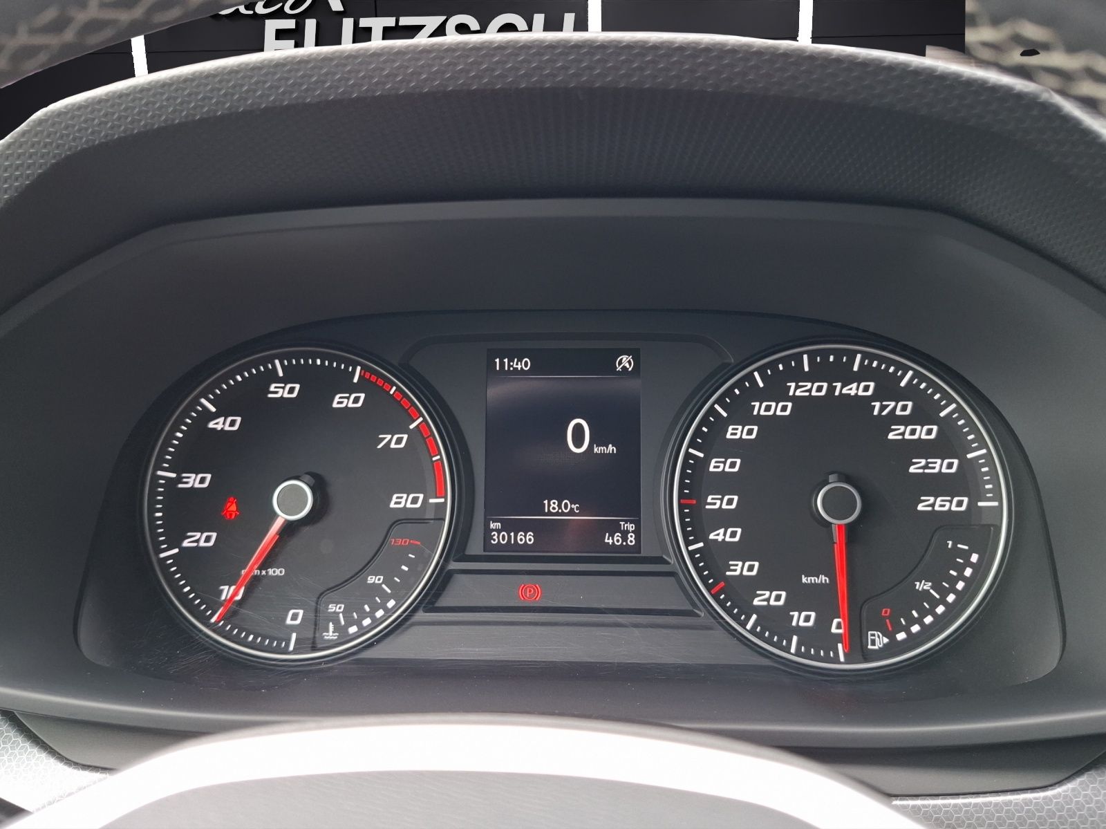 Fahrzeugabbildung SEAT Leon TSI Style LED CarPlay ACC RFK SH