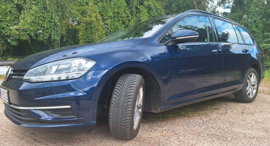 Image of Volkswagen Golf