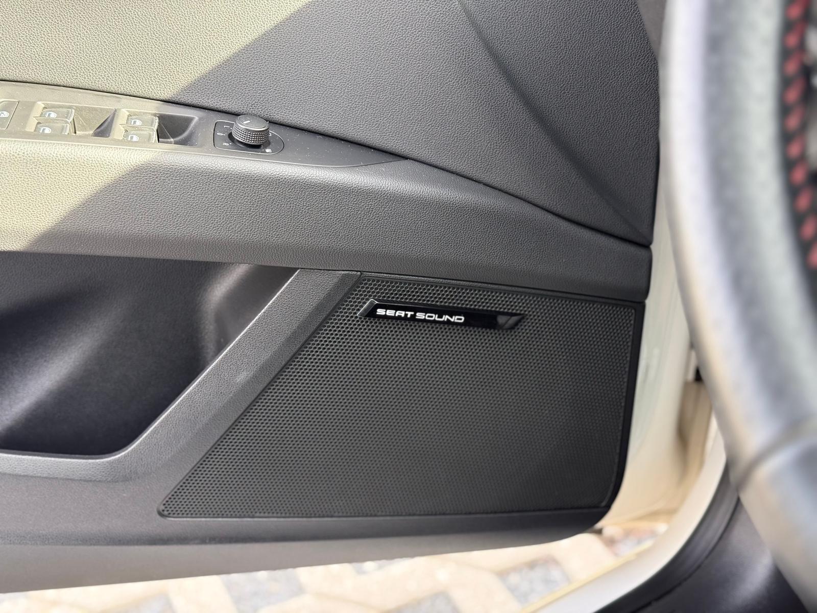 Seat LEON ST FR 1.8TSI LED|NAV|ALCANTARA|SOUND|UNIKAT