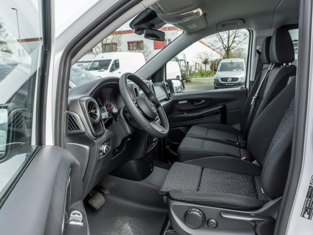 Mercedes-Benz Vito 114 CDI Tourer PRO Lang Navi Kamera foto 7