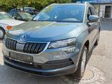 Skoda Karoq Ambition 1,5TSI DSG Navi Tempomat AHK - Skoda Karoq Gebrauchtwagen in Bremen
