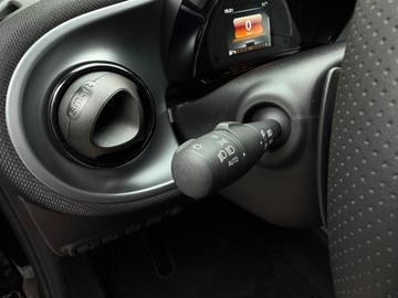 Smart ForTwo 2018 — фото 24