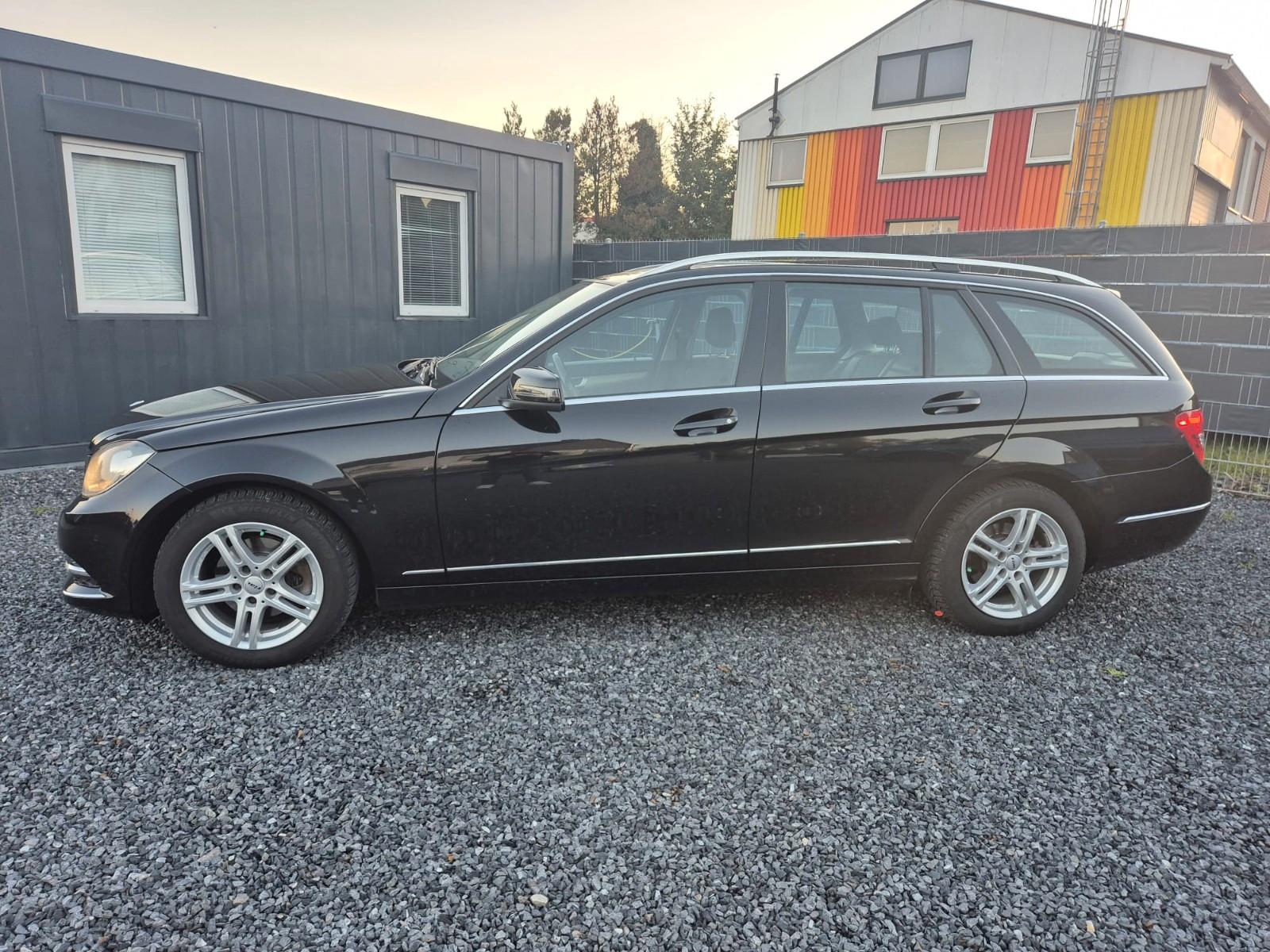 Mercedes-Benz C180 2012 — photo 5