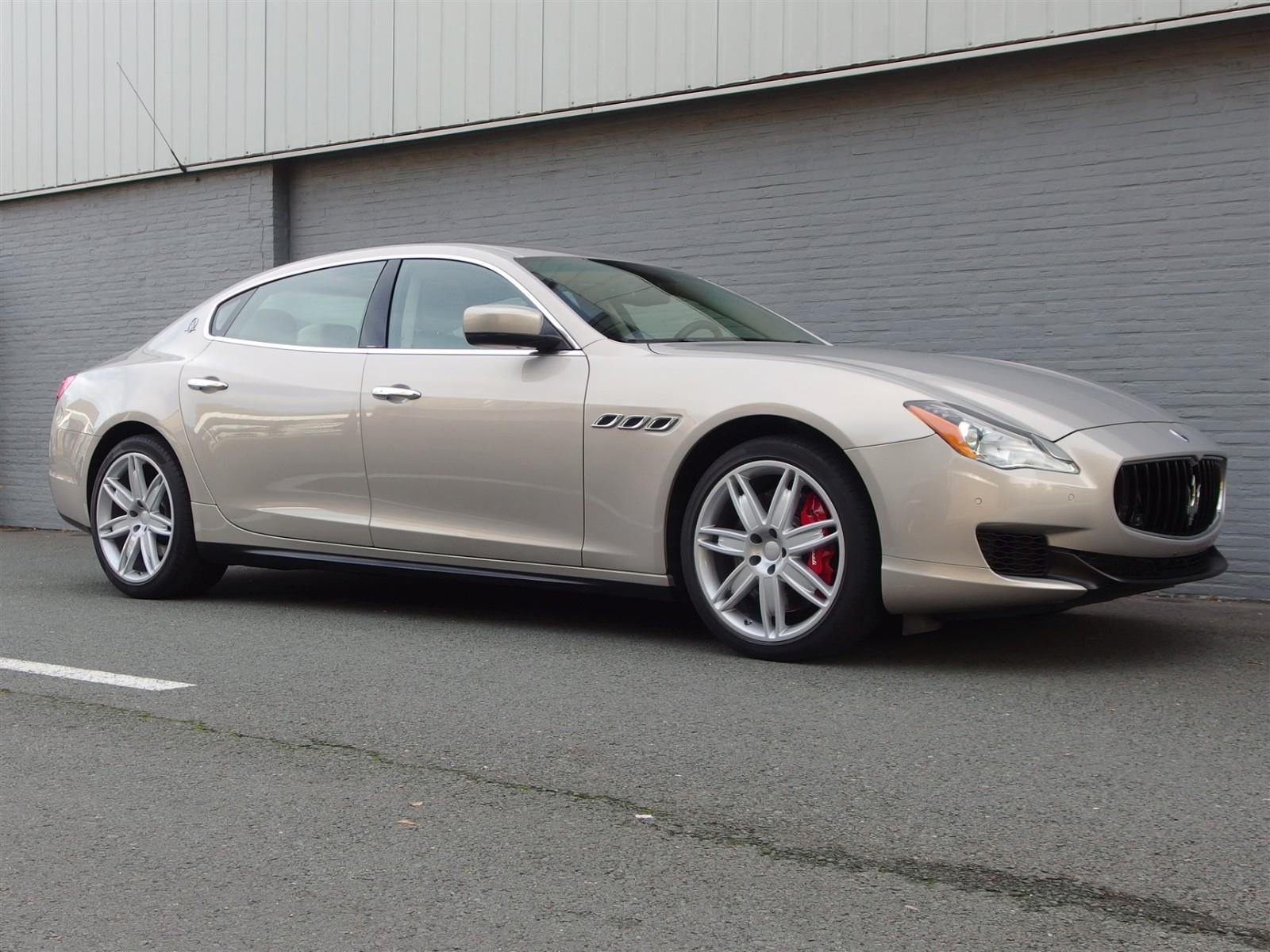 Maserati Quattroporte V8 GTS (sehr schön)