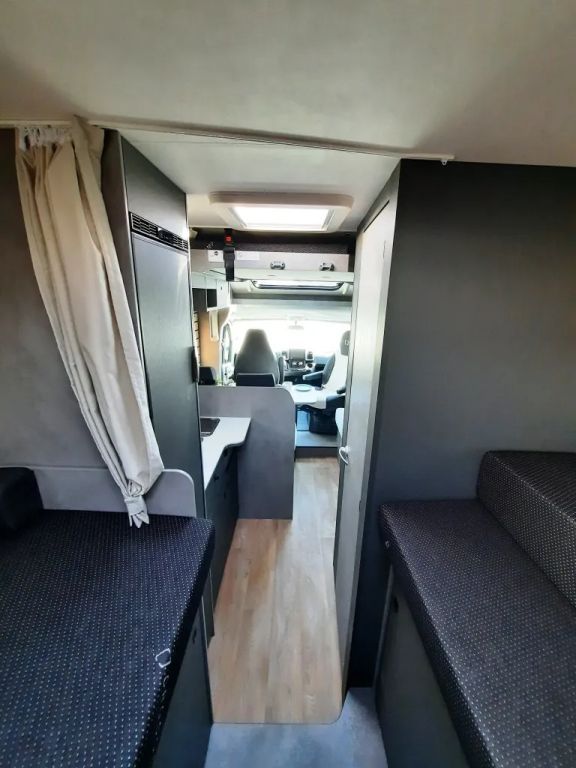 Fahrzeugabbildung Crosscamp EXPDN 7.0 E Verfüg./Sparen Sie 10.819,- €