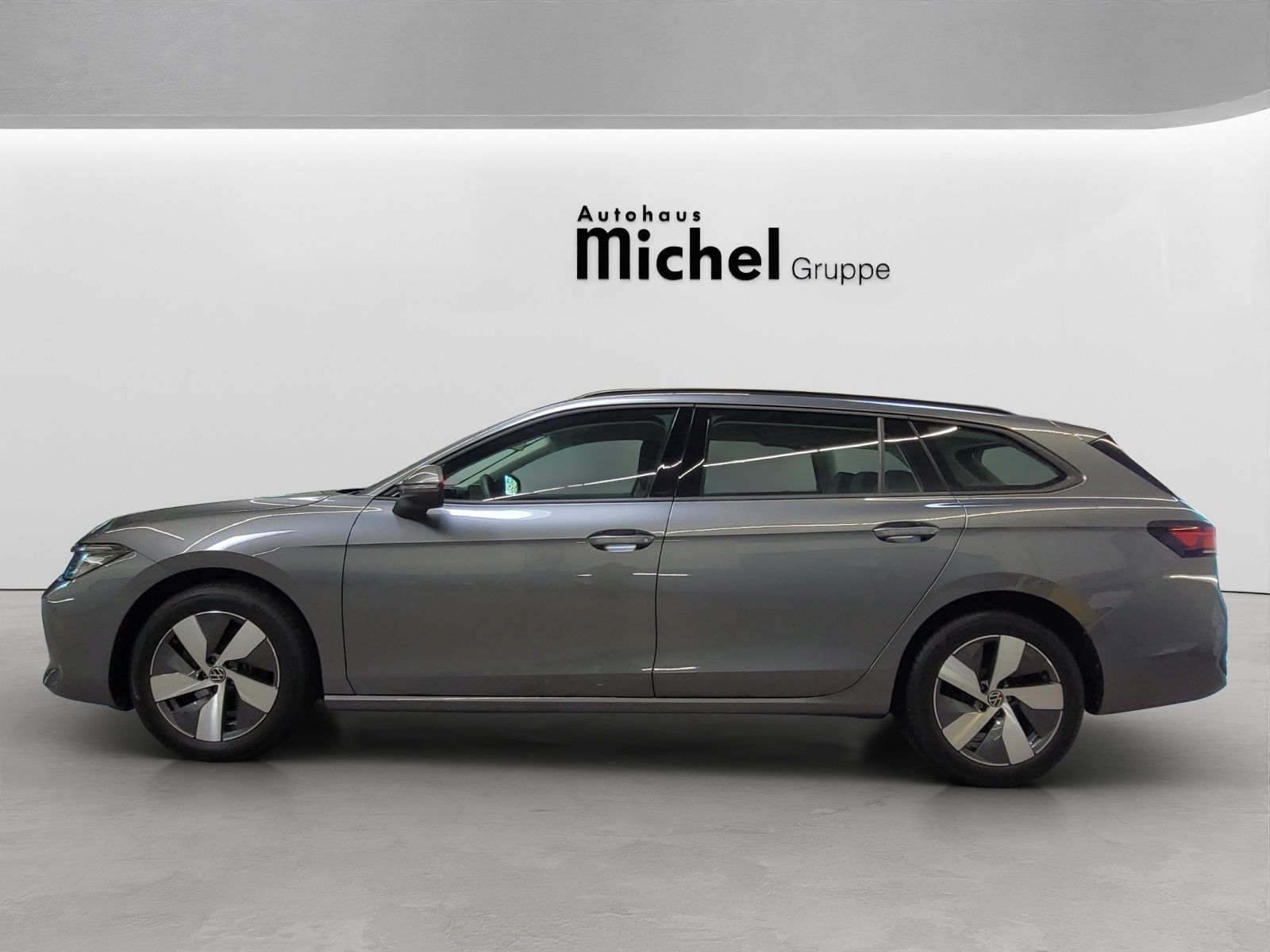 Volkswagen Passat Variant eTSI DSG ACC LED AppConnect Kamer foto 5