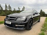 Mercedes-Benz C 63 AMG Coupé Performance Package - Mercedes-Benz C 63 AMG aus 2012: Coupe