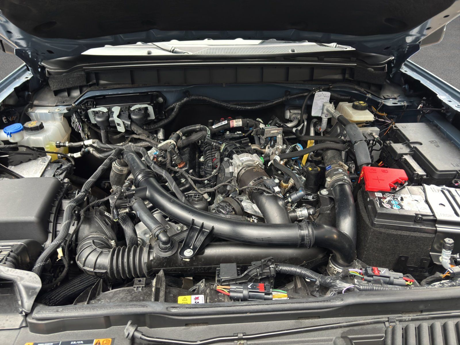 Fahrzeugabbildung Ford Bronco 2.7l EcoBoost V6 Badlands e-4WD #360-Gr