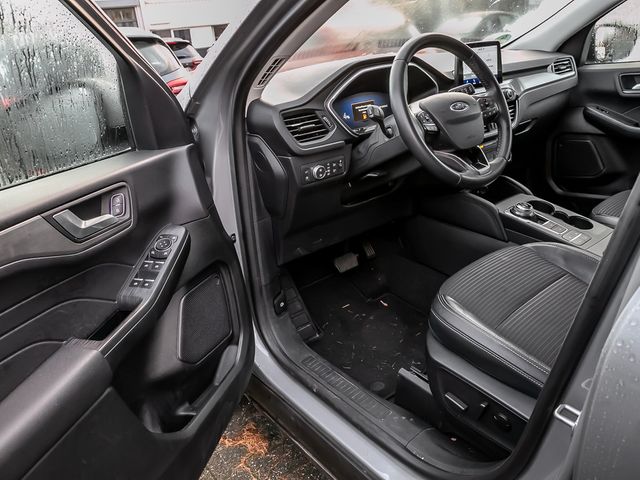 Ford Kuga Titanium X AHK schwenkbar el. HECKKLAPPE