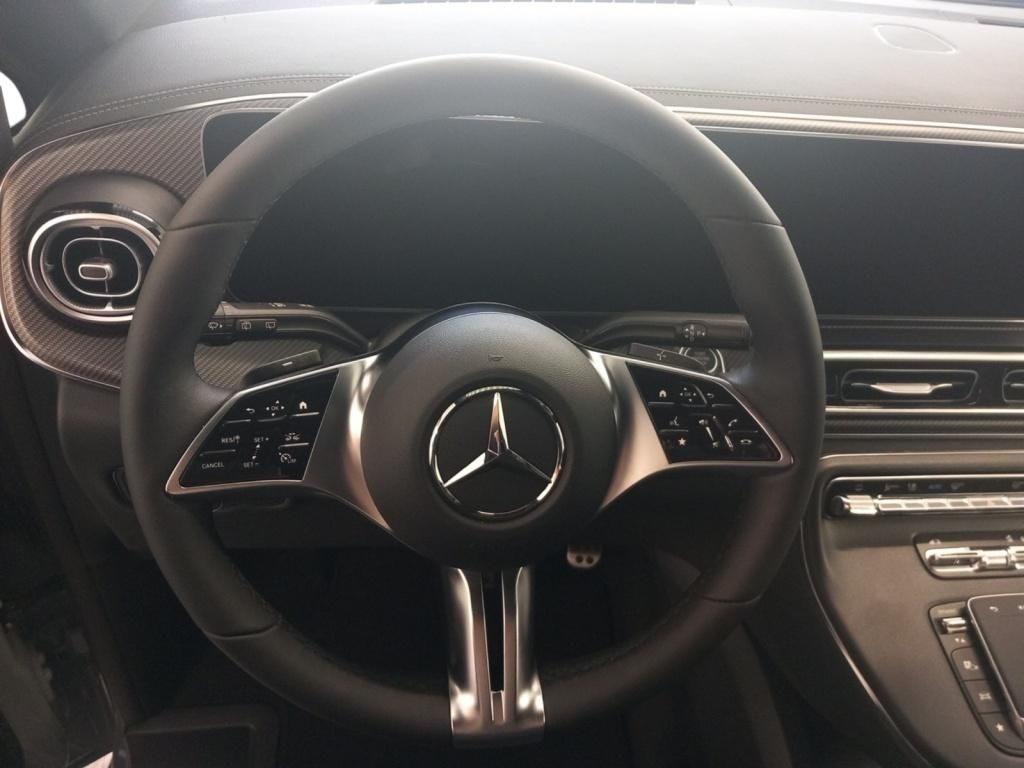 Fahrzeugabbildung Mercedes-Benz V 300 d Avantgarde 4M lang AMG*Pano*AHK*LED*Navi