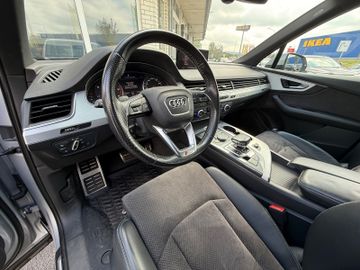 Audi Q7 - 10