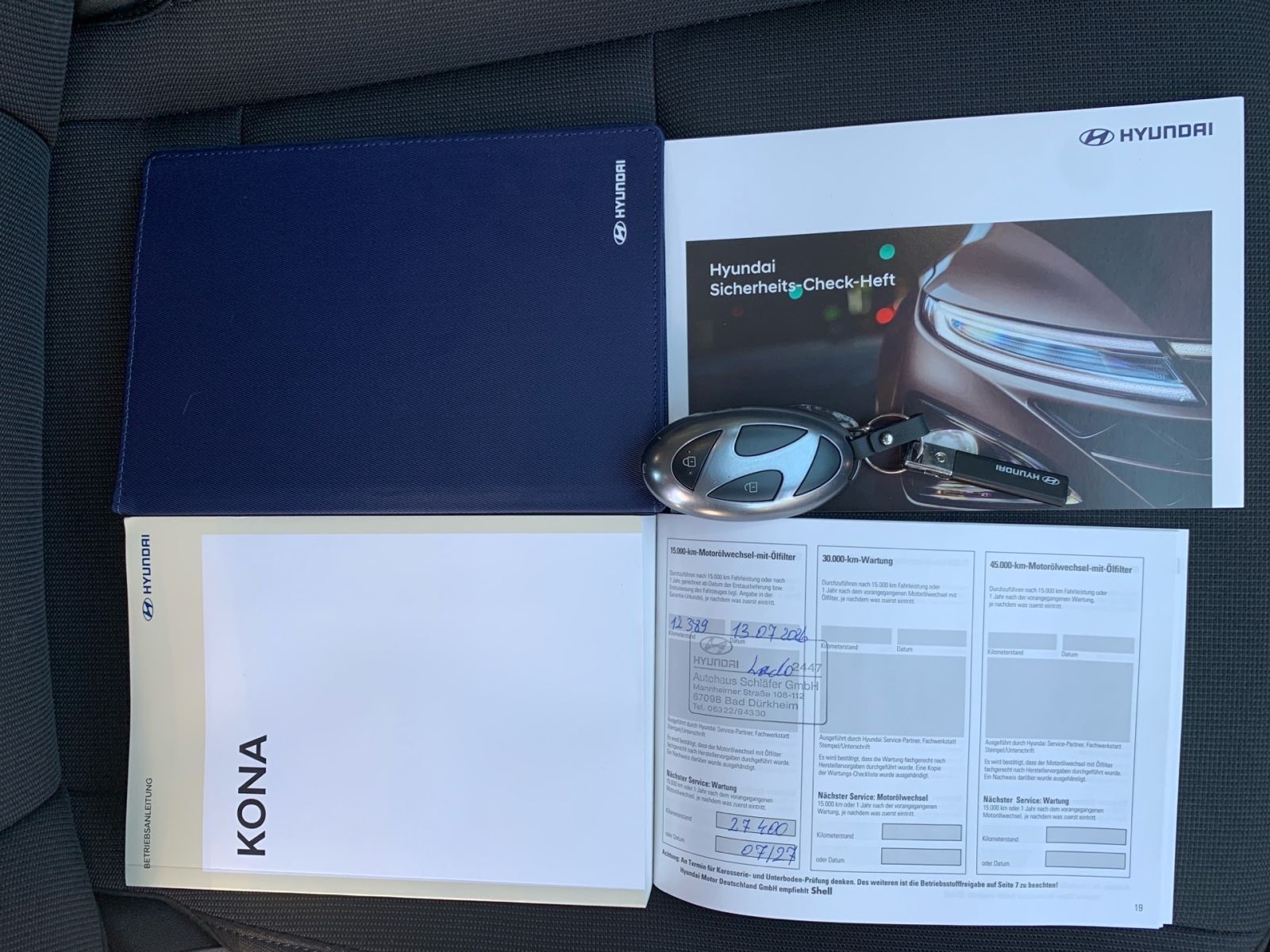 Fahrzeugabbildung Hyundai KONA 1.6 T-GDI Select Navi Allwetter