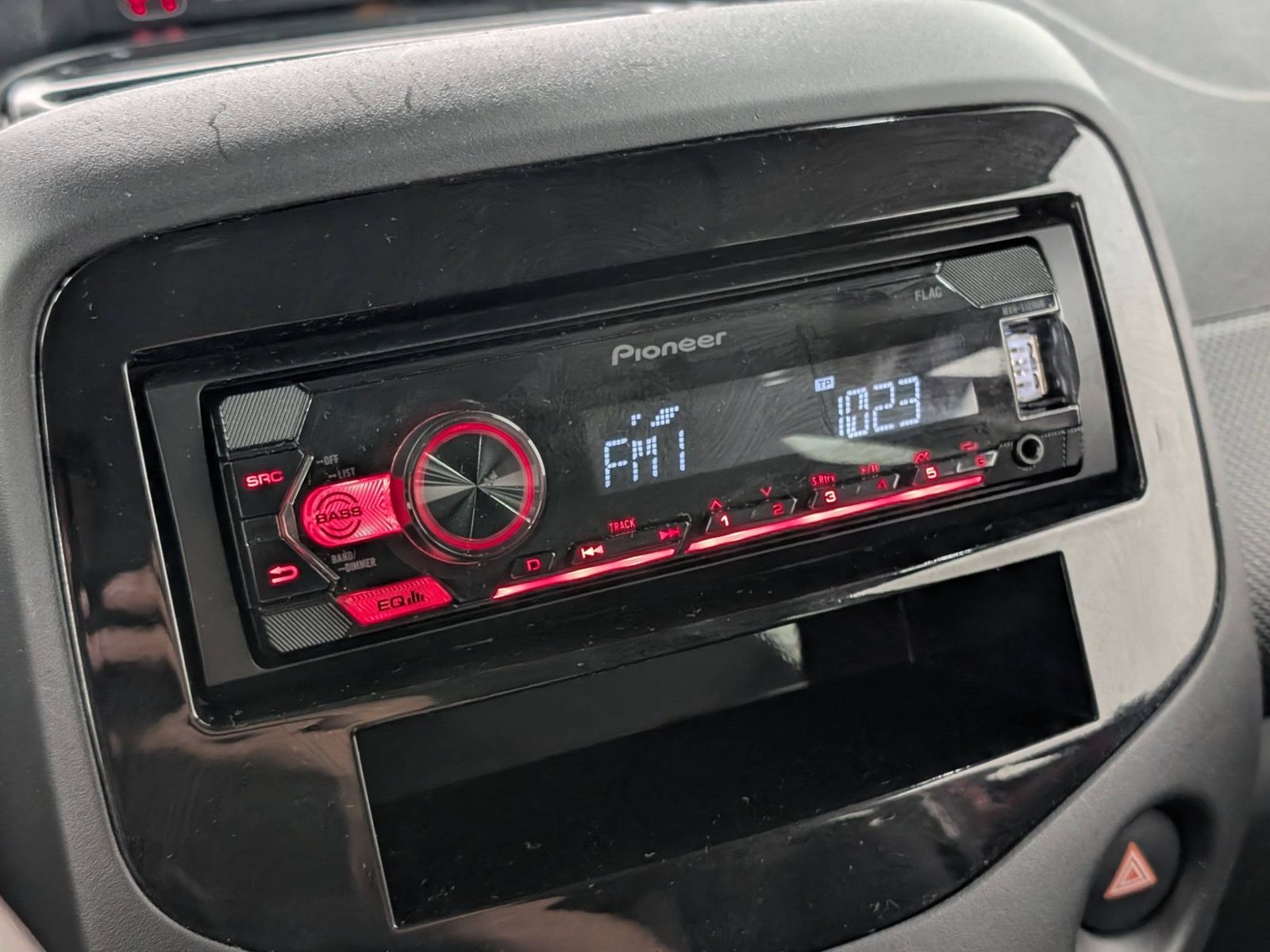 TOYOTA Aygo  1.0 x Klimaanlage – Bild 16