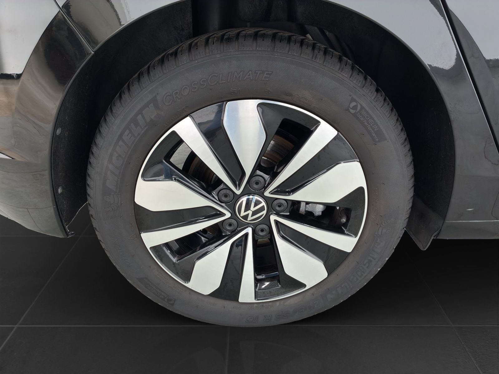 Volkswagen Golf - Bild 8