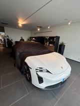 Porsche Taycan GTS (NP: 151.362 €)