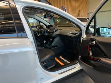 MYAUTOCENTER – Gebraucht- und Jahreswagen mit Werkstattservice in Pfaffenhofen Peugeot 2008 Allure *2 Hand*TÜV*Unfallfrei* GT LINE*