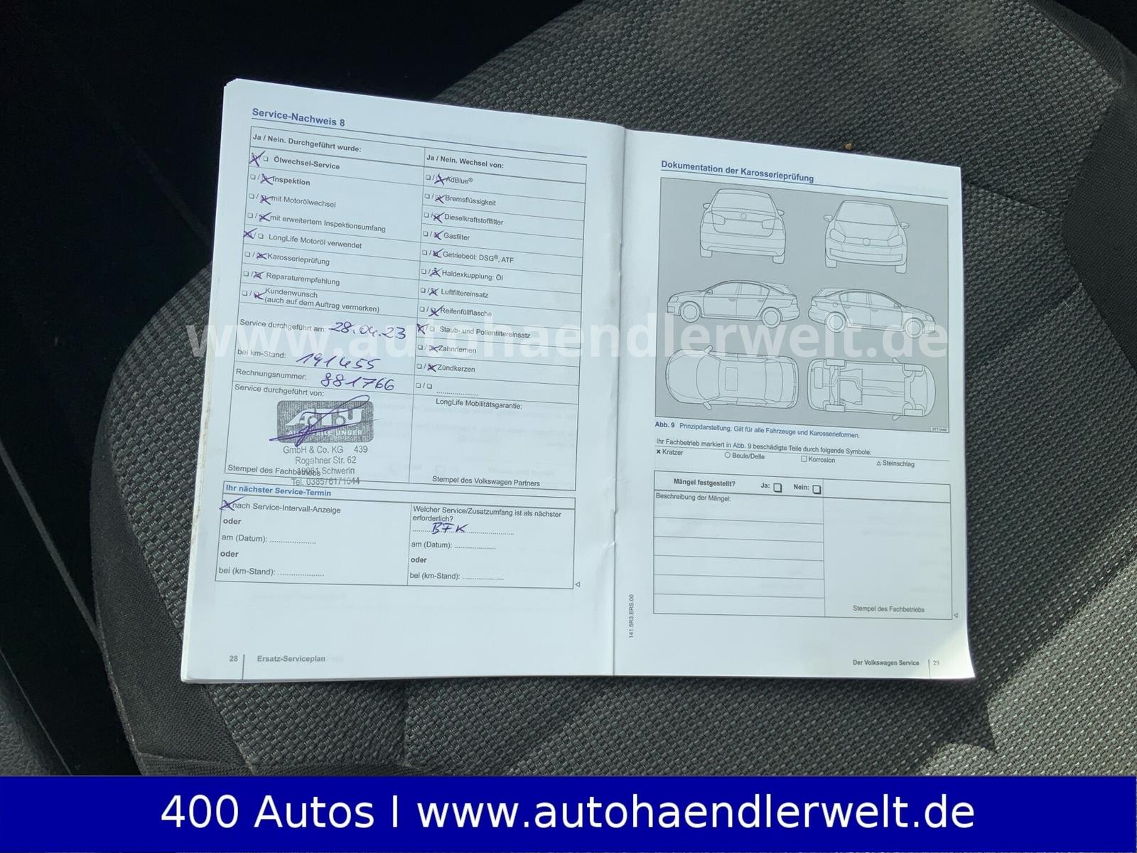 Volkswagen Passat 2012 — photo 17