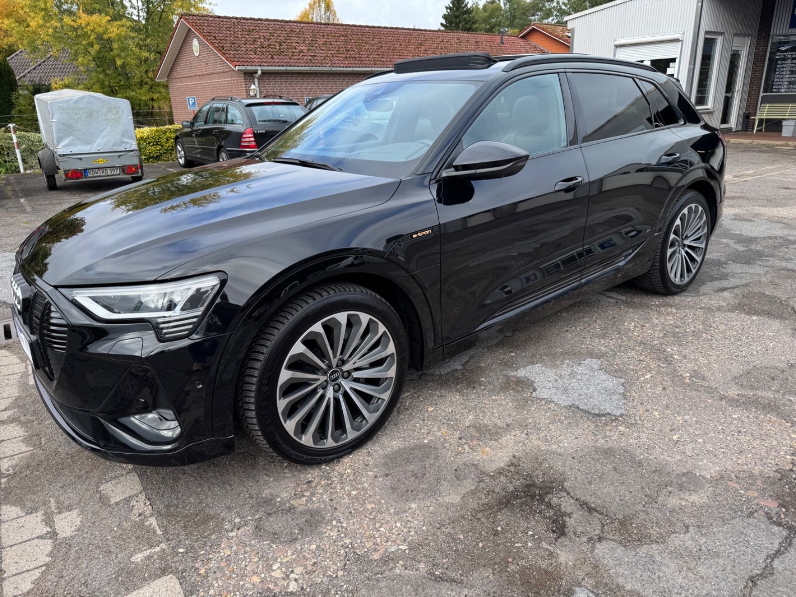 AUDI e-tron 55 quattro S line Panorama/AHK/Head up