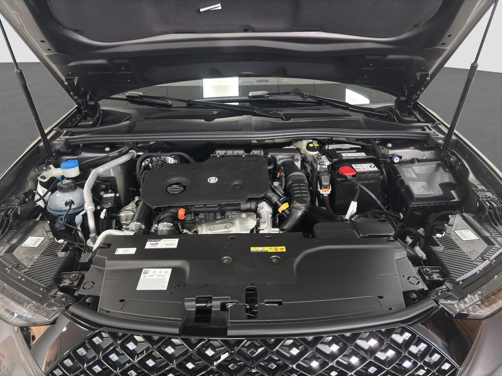 DS Automobiles DS 4 Édition France 130BlueHDI + AHK + Navi + Ma