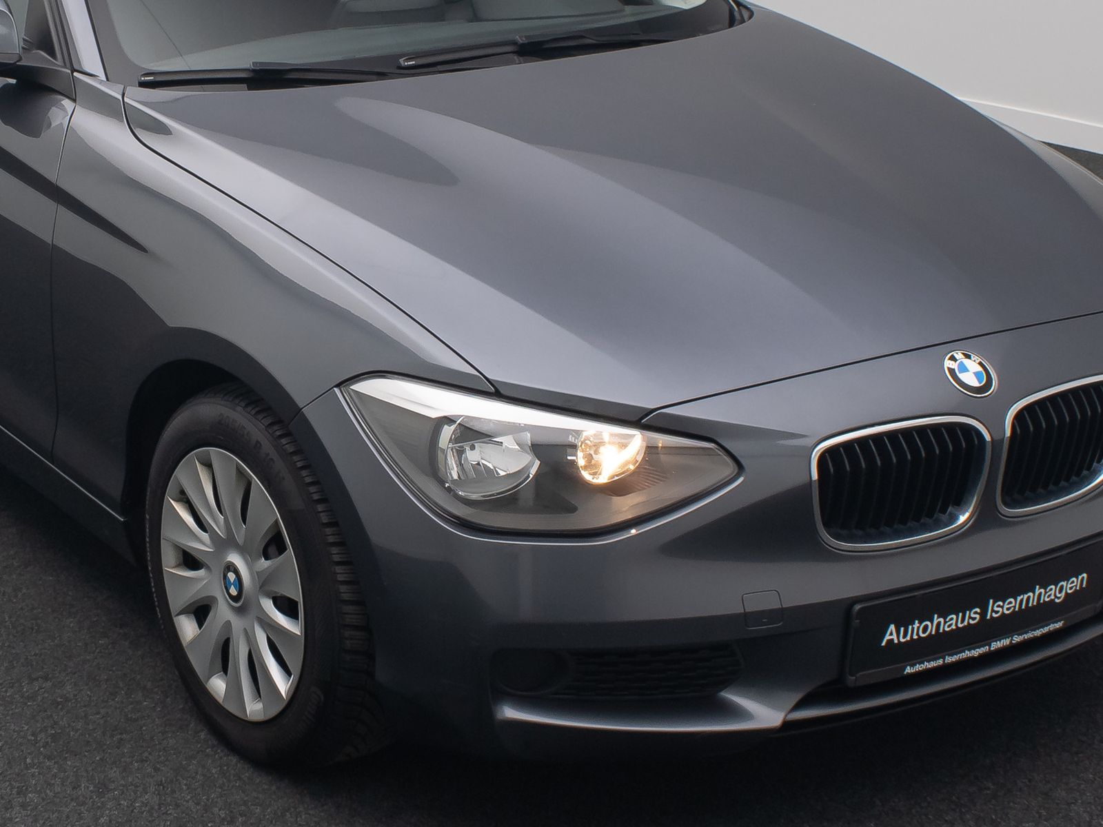 Fahrzeugabbildung BMW 116d Advantage Plus PDC Multilenkrad Sitzheizung