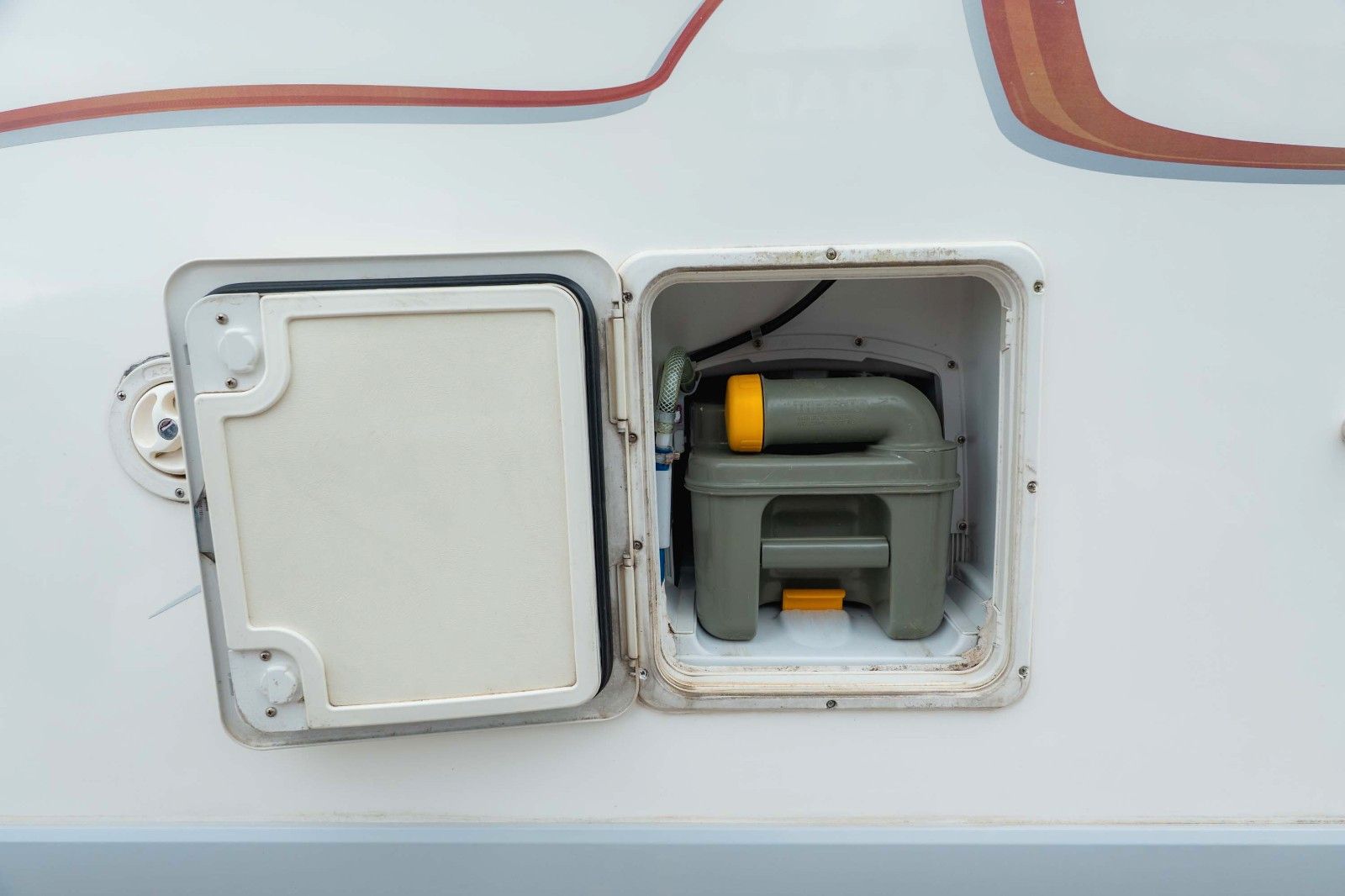 Fahrzeugabbildung Fiat Ducato Orange Camp *6 Schlafplätze*Markise*