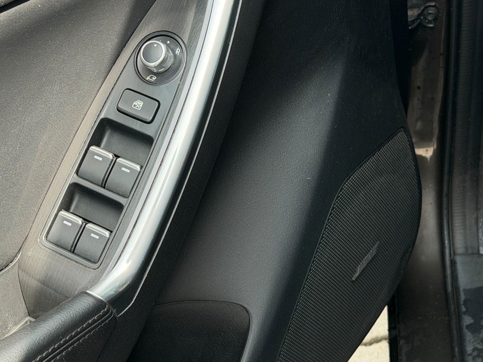 Fahrzeugabbildung Mazda CX-5 2.2 SKYACTIV-D Sports-Line *Nav*Memory*RFK*