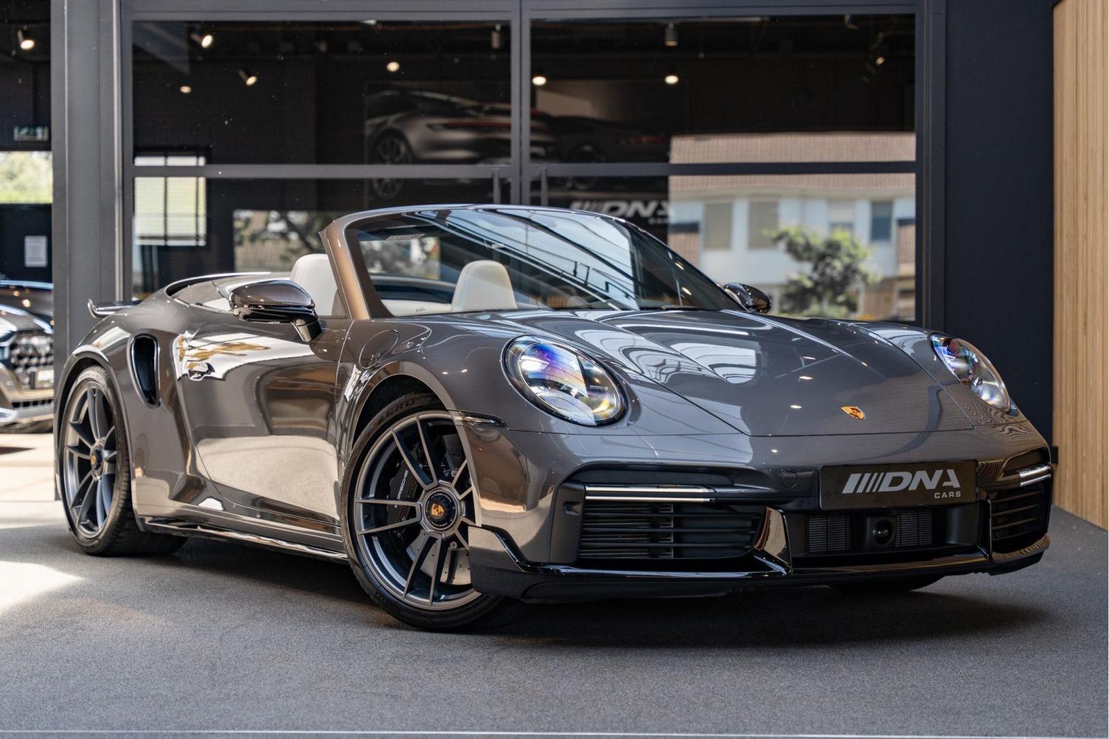 Porsche 992 992 Turbo S Cabrio Aerokit Burmester 3.8 Tur