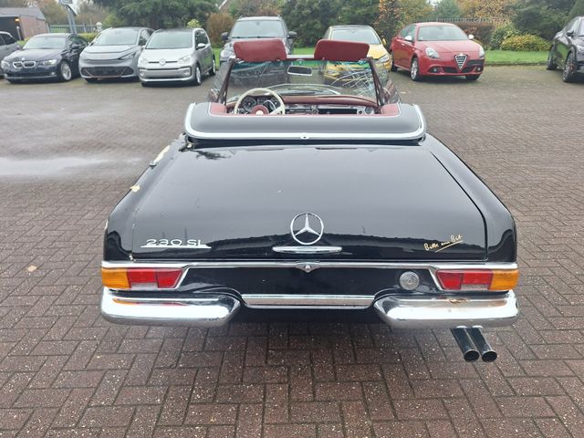 Mercedes-Benz 230 SL Pagode / Leder